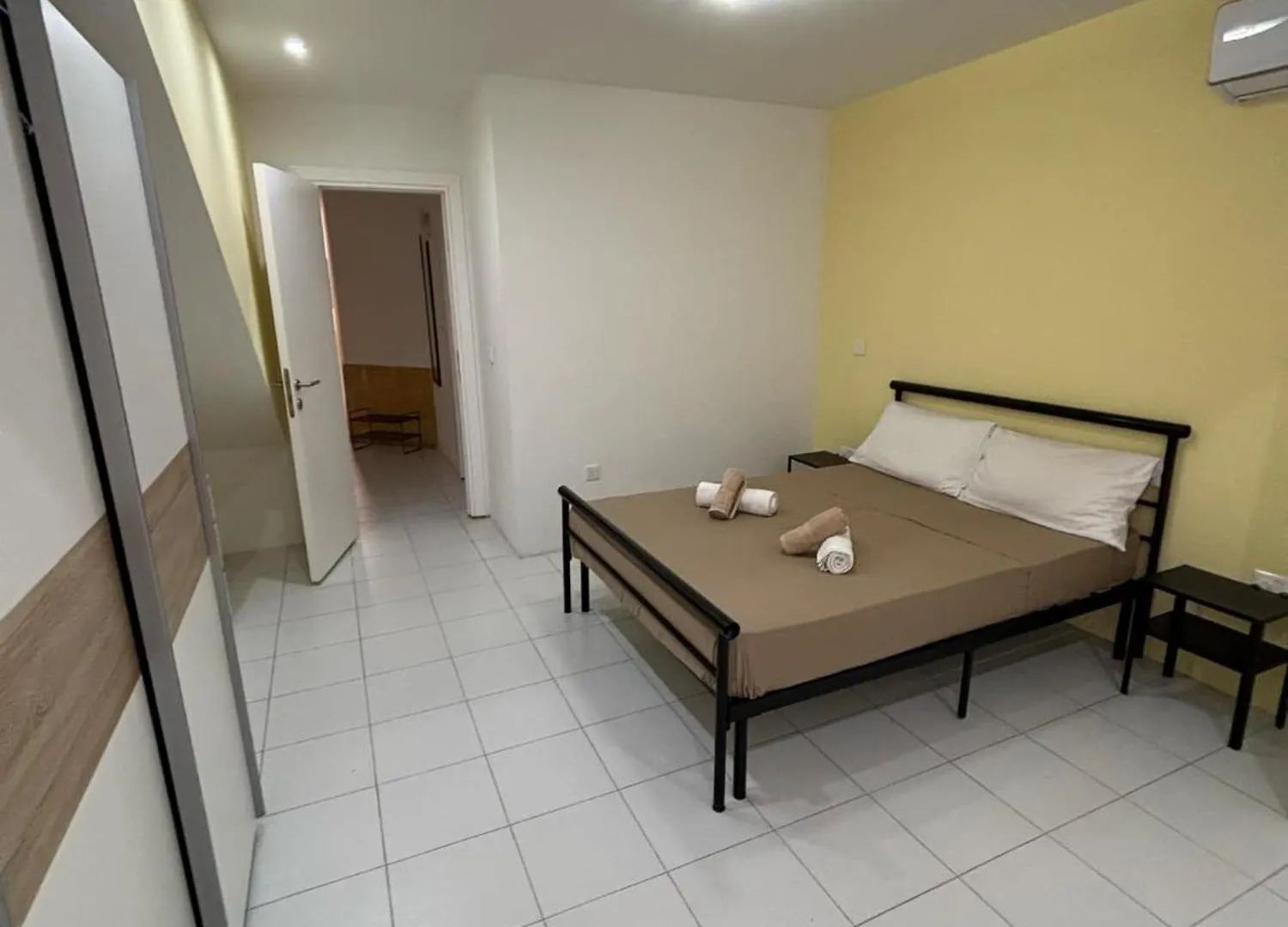 1 Bedroom In The Heart Of St Julians Saint Julian's Malta