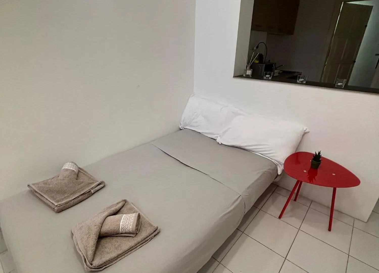 1 Bedroom In The Heart Of St Julians Saint Julian's